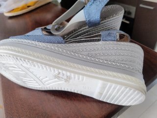 Sandalias cuña mujer azul plateado