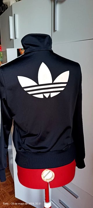Chaqueta Adidas Firebird Negra y Plateada