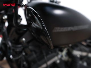 HARLEY DAVIDSON SPORTSTER 883 IRON