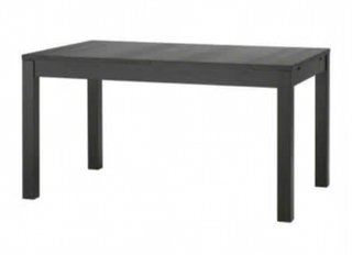 Mesa extensible negra y madera (de 140 a 220cm)