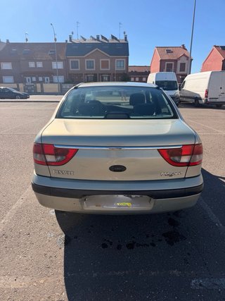 Renault Megane 1.9