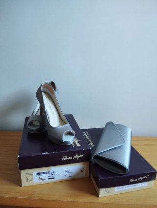 Zapatos y bolso fiesta fabricado en España T35