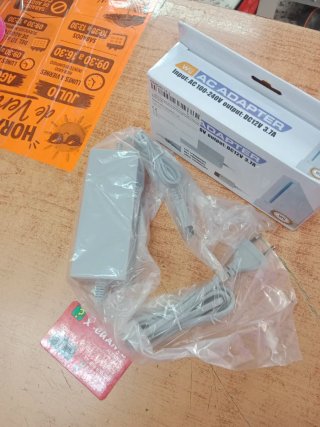 FUENTE ALIMENTACIÓN COMPATIBLE WII SIN USAR
