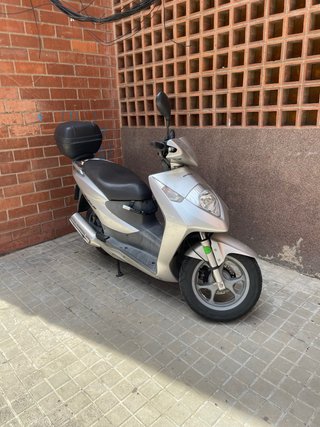 Honda Dylan 125 Plata