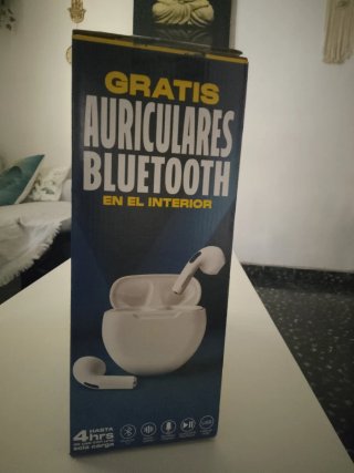 Maleta Nesquik 2.5kg con Auriculares Bluetooth