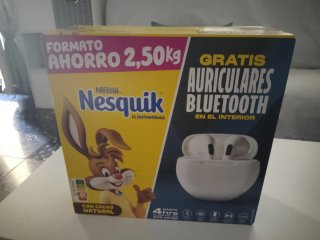 Maleta Nesquik 2.5kg con Auriculares Bluetooth