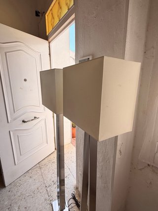 2 Lámparas de pie Ikea Klabb practicamente nuevas