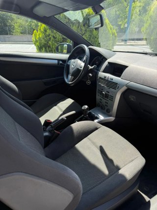 Opel Astra 2007