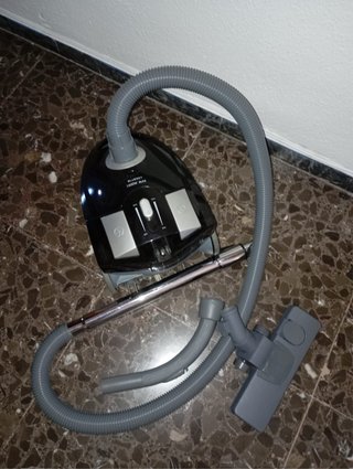 Aspirador Bluesky 1600W