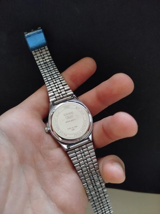 Reloj Casio Azul y Plateado