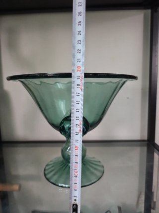 Centro de mesa/frutero de cristal verde