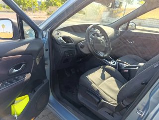 Renault Scenic 2012