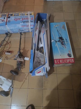 Helicópteros RC y piezas