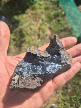 Goethita plateada mineral