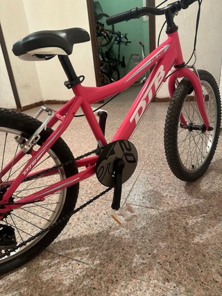 Bicicleta infantil rosa DTB