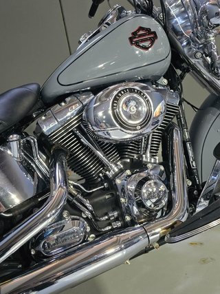 Harley Davidson Heritage Classic