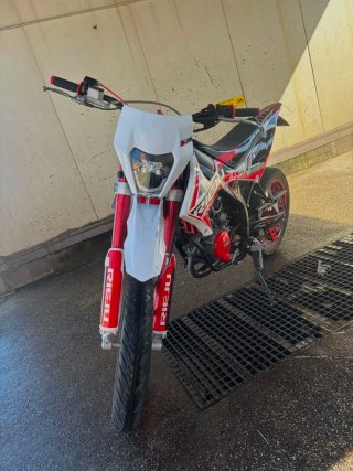 RIEJU MRT TROPHY 2024 49cc Supermotard