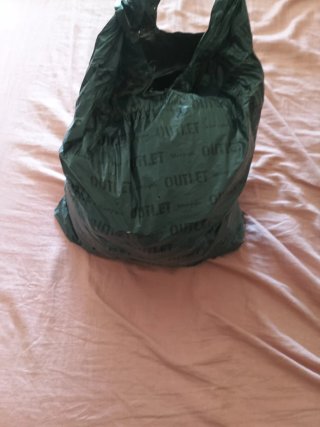 Bolsa de bisutería: pulseras, anillos, cadenas