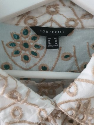 Blusa Cortefiel bordada blanca XXL