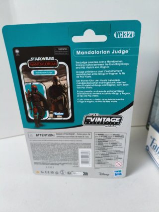 Star Wars The Mandalorian Judge Figura VC321