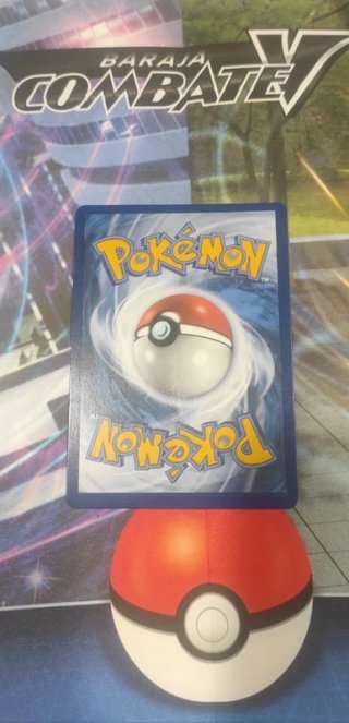 Reshiram V (SIT 024) Casi Nueva (Near Mint)