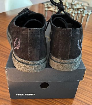 Zapatos Fred Perry Linden Negro Suede