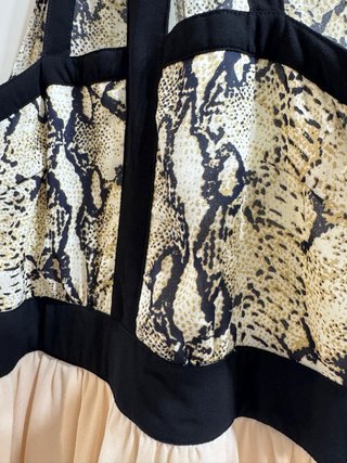 Vestido Beige y Negro