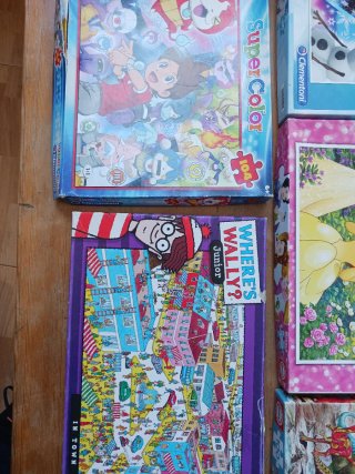 Lote 5 Puzzles 100 piezas a 1 euro cada uno