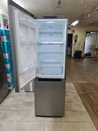 Nevera Samsung A+ Plata