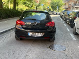 Opel Astra 2012