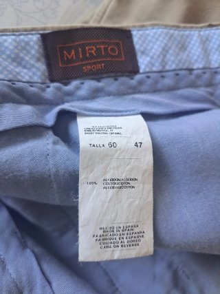 Pantalón beige hombre