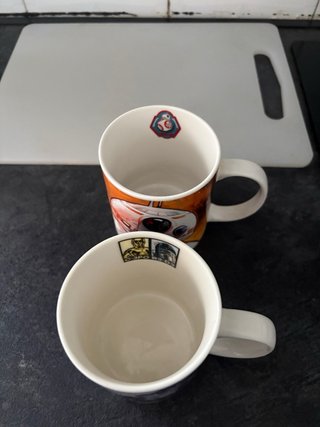 2 Tazas Star Wars R2-D2 y BB-8