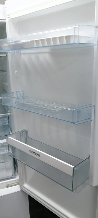 NEVERA COMBI BOSCH NO FROST ENERGÍA A+