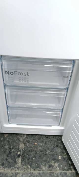 NEVERA COMBI BOSCH NO FROST ENERGÍA A+