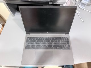 Portátil HP Plata