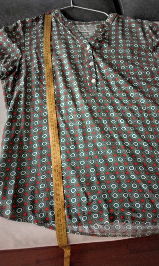 Blusa verde estampada
