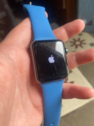 Apple watch 3 42mm salud 82% algo arañado NOBAJO