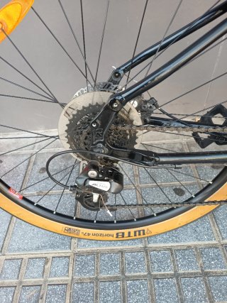 Bicicleta Kona de Aluminio
