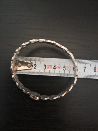 Pulsera rígida de acero con circonitas