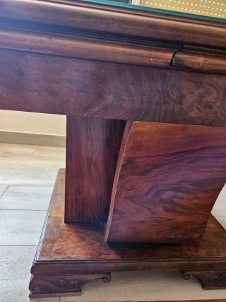 Mesa de comedor extensible de madera y cristal