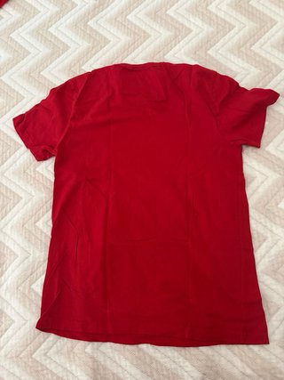 Camiseta Guess Roja Talla M
