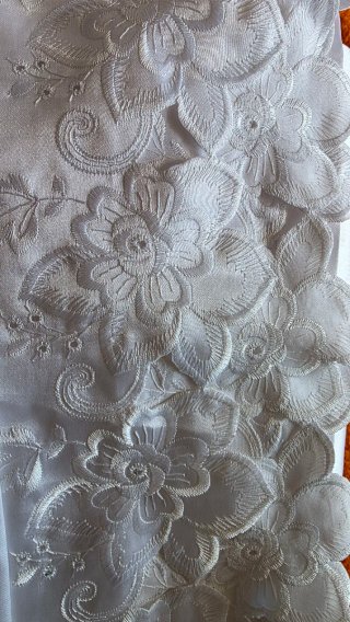 Juego Sábanas Raso Blanco Flores Bordadas