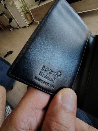 Cartera Montblanc Negra, con defectos ver fotos.