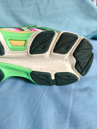 Zapatillas Asics Hombre Verde y Rosa
