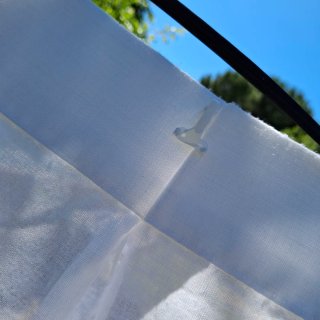 Cortinas de cocina bordadas,55x1.35 cada una.