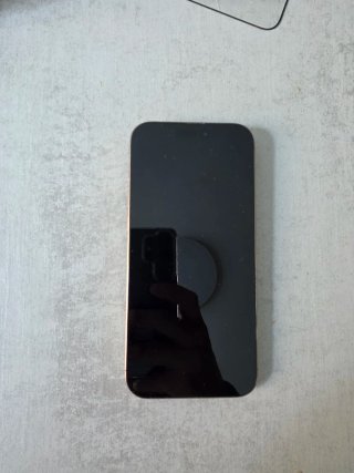 iPhone 16 Pro Max Dorado
