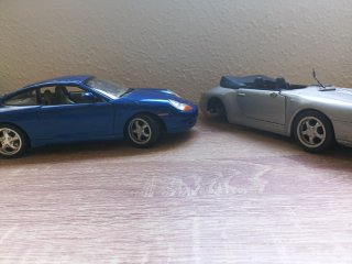 Lote 2 Miniaturas Porsche 1:18
