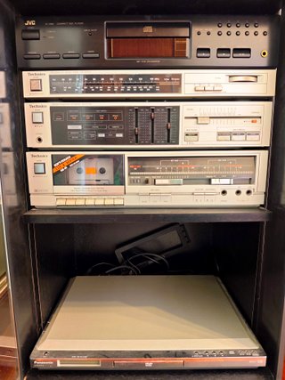 Equipo Sonido Technics JVC + Mueble