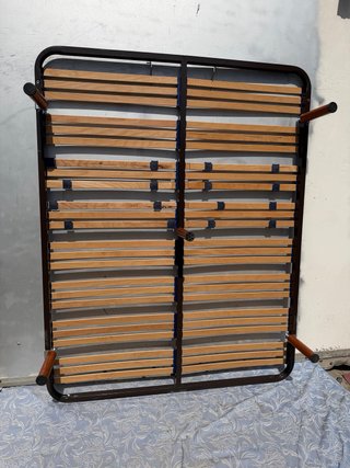 Somier 150x190cm Metal y Madera