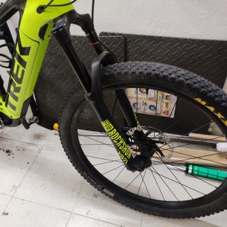 Bicicleta Eléctrica Trek Rail 9.7